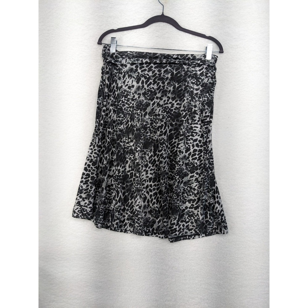 Studio 253 Women's Black White Animal Print Elastic Waist  Skirt‎ Size Large